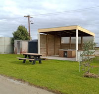 Lang Lang Caravan Park - Hotel NSW