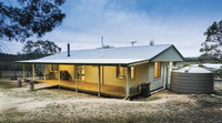 Book Ashford Accommodation Vacations Hotel NSW Hotel NSW