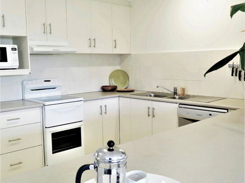 Lawson Beachfront - Hotel NSW 3