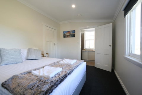 Leichhardt Cottages - Hotel NSW 1