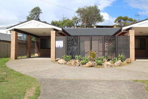 LIFES A BEACH 1 - Hotel NSW 1