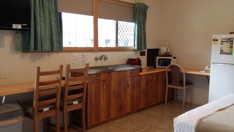 Mackay Motor Inn - Hotel NSW 2