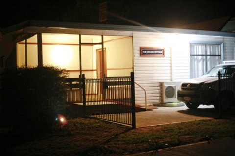 Macquarie Cottage - Hotel NSW 2