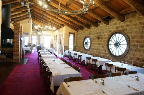 Mahogany Park - Hotel NSW 3