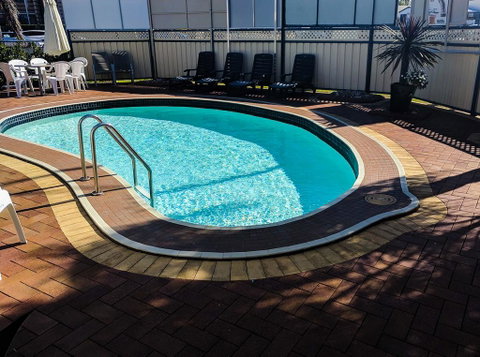 Main Street Motel - Hotel NSW 2