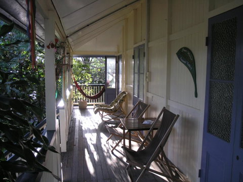 Mango Tourist Hostel - Hotel NSW 1