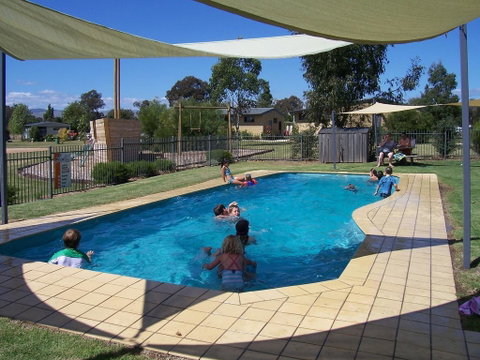 Mansfield Holiday Park - Hotel NSW 0