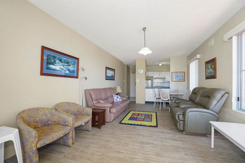 Marine Court - The Entrance - Hotel NSW 3