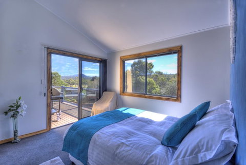 Mayakitana - Overlooking The Golf Course - Hotel NSW 1