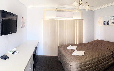 Merredin Olympic Motel - Hotel NSW 1