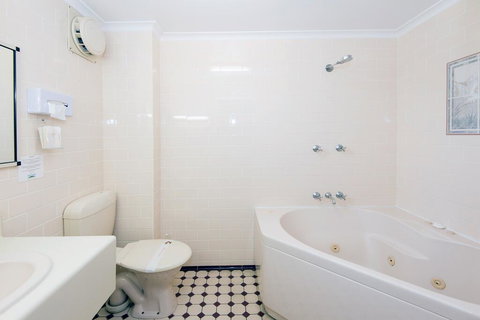 Mid City Motor Inn - Hotel NSW 1