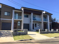 Book Minto Accommodation Vacations Hotel NSW Hotel NSW