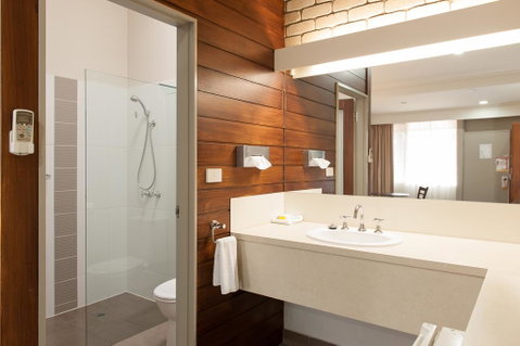 Mitchell On Main - Hotel NSW 2