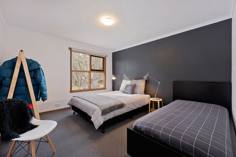 Montane - Hotel NSW 3
