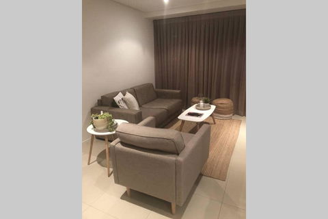 Mooloolaba Stylish & Comfortable Beachside Getaway - Privately Owned & Operated Independently From On-site Management - Hotel NSW 3