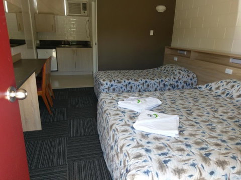 Motel Monaco - Hotel NSW 2