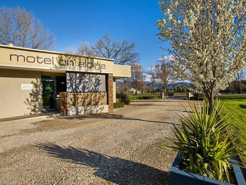 Myrtleford Motel On Alpine - Hotel NSW 1