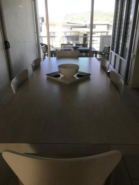 Nelly Bay Getaway At 1 Bright Point - Hotel NSW 2