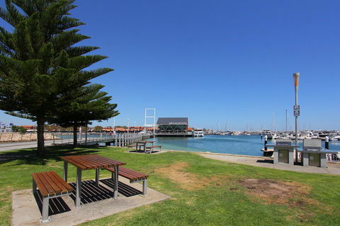 Hillarys Marina Apartment - Hotel NSW 41