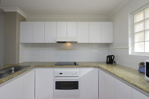 Hillarys Marina Apartment - Hotel NSW 14