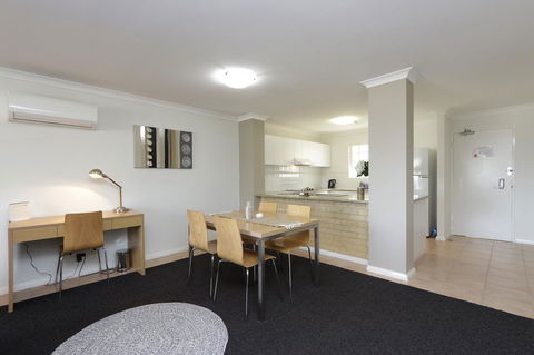 Hillarys Marina Apartment - Hotel NSW 5