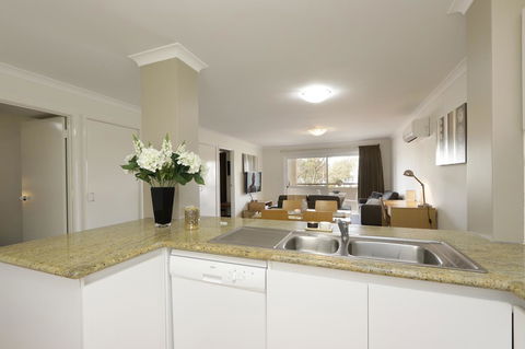 Hillarys Marina Apartment - Hotel NSW 12