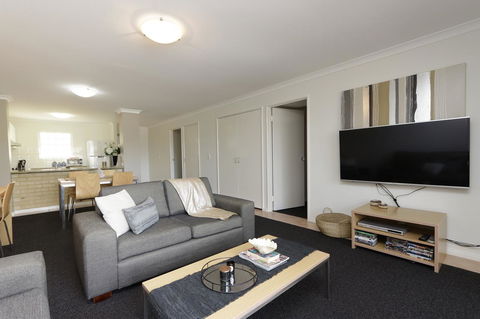 Hillarys Marina Apartment - Hotel NSW 4
