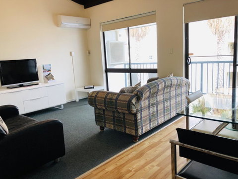 Seashore Memories - Sleeps 3 - Hotel NSW 3