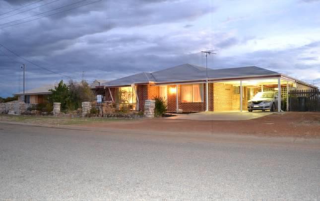 Leeman WA Hotel NSW