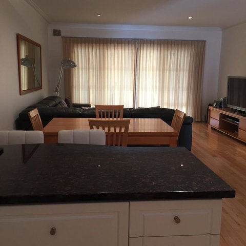 West End District Apartments - Hotel NSW 14
