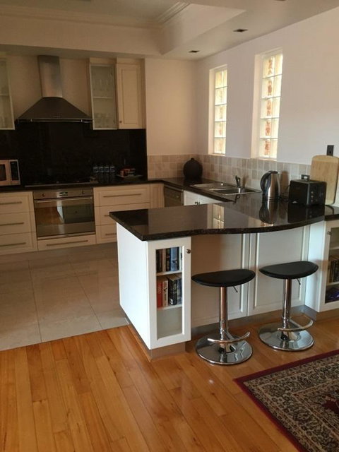 West End District Apartments - Hotel NSW 20
