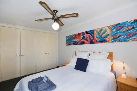 Beachfront @ Scarbs - Hotel NSW 7
