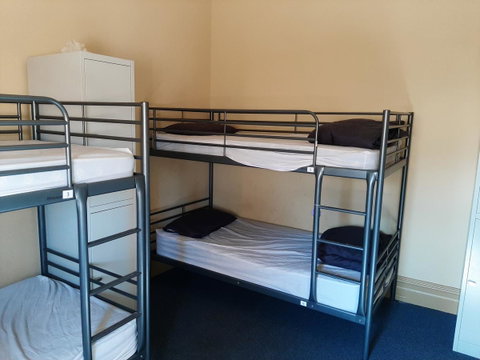 Fremantle Beach Backpackers - Hotel NSW 5