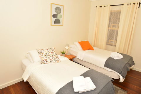 Midgard Cottage - Great Location & Close To Airport - Hotel NSW 7