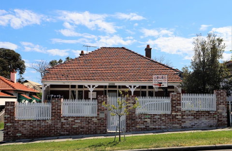 Fremantle Heritage Home For You To Enjoy! - Hotel NSW 0