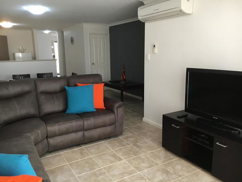Geographe Bay Apartment - Hotel NSW 1