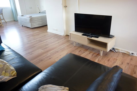 Studio 208 With Ocean Views - Hotel NSW 9