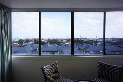 Studio 208 With Ocean Views - Hotel NSW 17