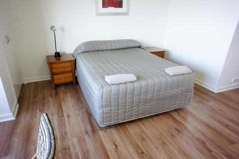 Studio 208 With Ocean Views - Hotel NSW 5