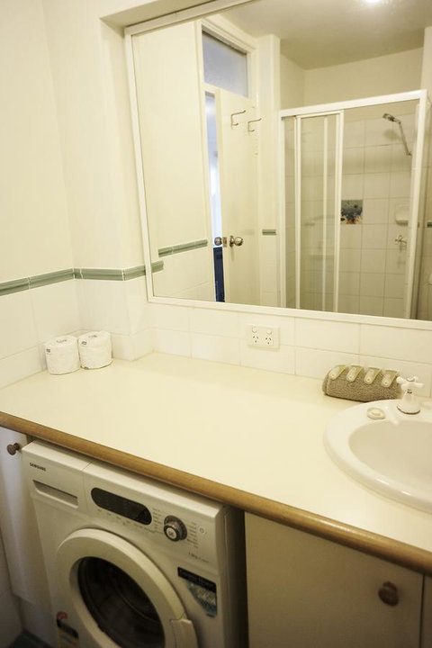 Studio 208 With Ocean Views - Hotel NSW 15