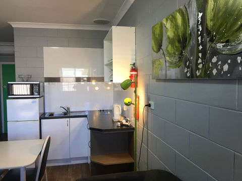 Esperance Central Accommodation - Hotel NSW 25