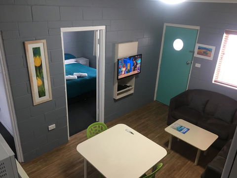 Esperance Central Accommodation - Hotel NSW 18