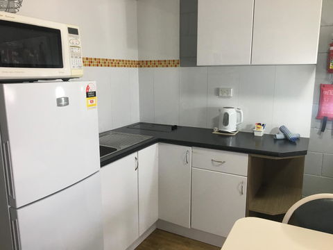 Esperance Central Accommodation - Hotel NSW 13