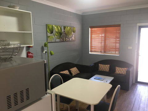 Esperance Central Accommodation - Hotel NSW 39