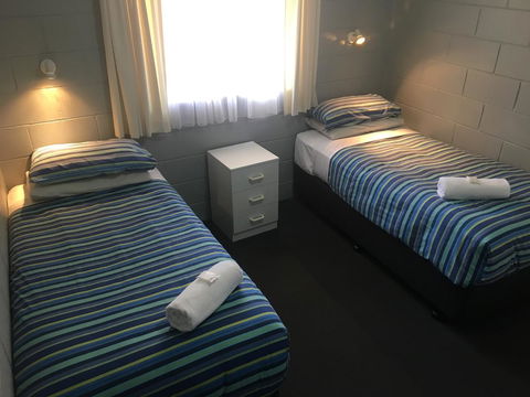 Esperance Central Accommodation - Hotel NSW 38