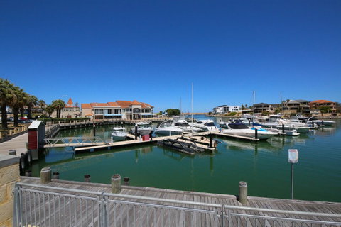 Studio Style Mindarie Marina - Hotel NSW 10