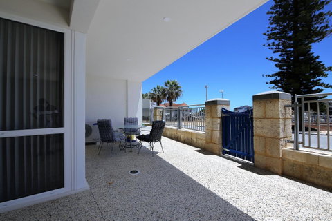 Studio Style Mindarie Marina - Hotel NSW 12