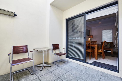 Fremantle Townhouse Unit 6 - Hotel NSW 2