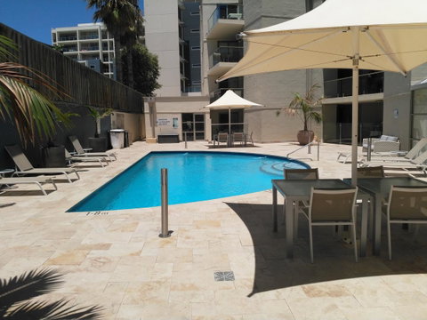 Salty Kiss - Hotel NSW 21