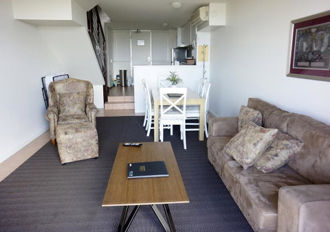 Oceanside 8 - Hotel NSW 1